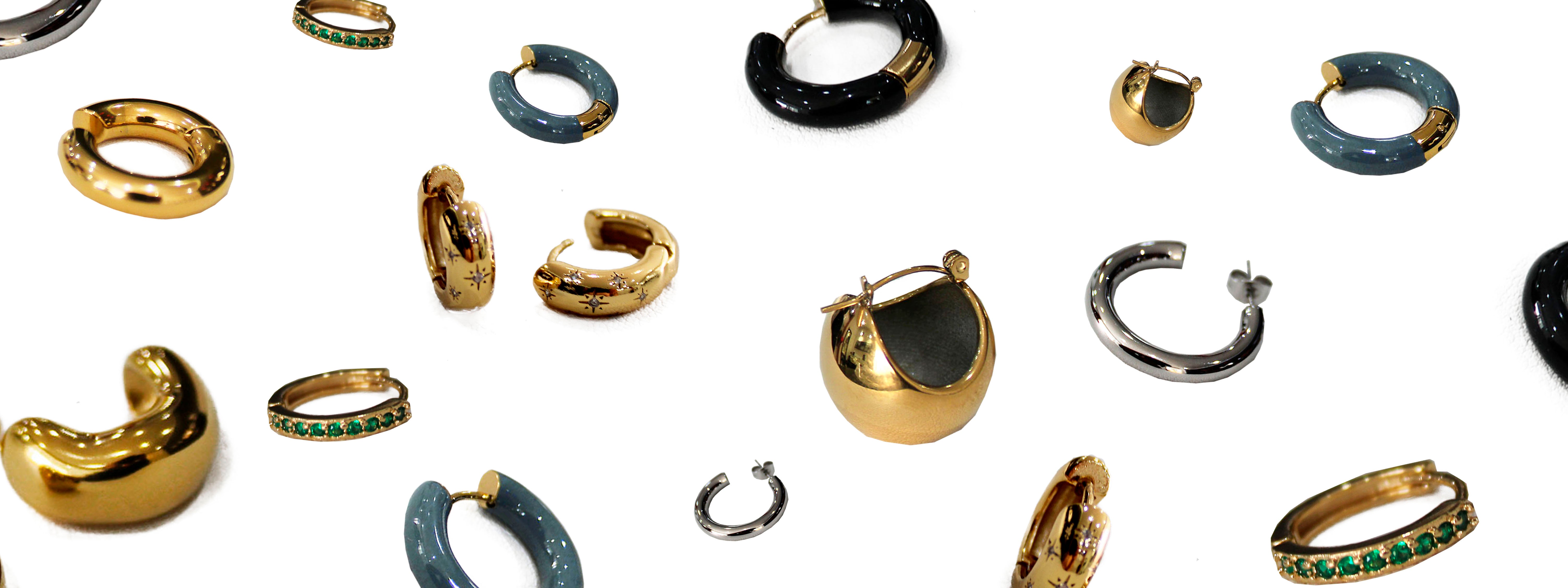 8 Looks con Hoops que Demuestran que Son el Básico más Chic e Infalible